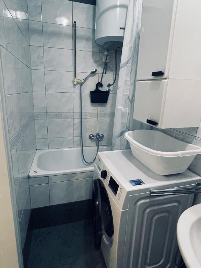 Apartman Three Queens 里耶卡 外观 照片
