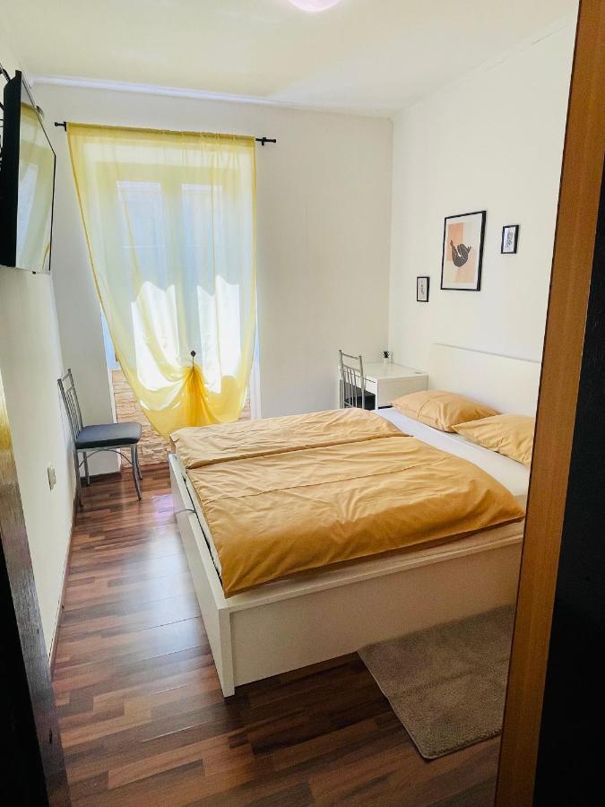 Apartman Three Queens 里耶卡 外观 照片