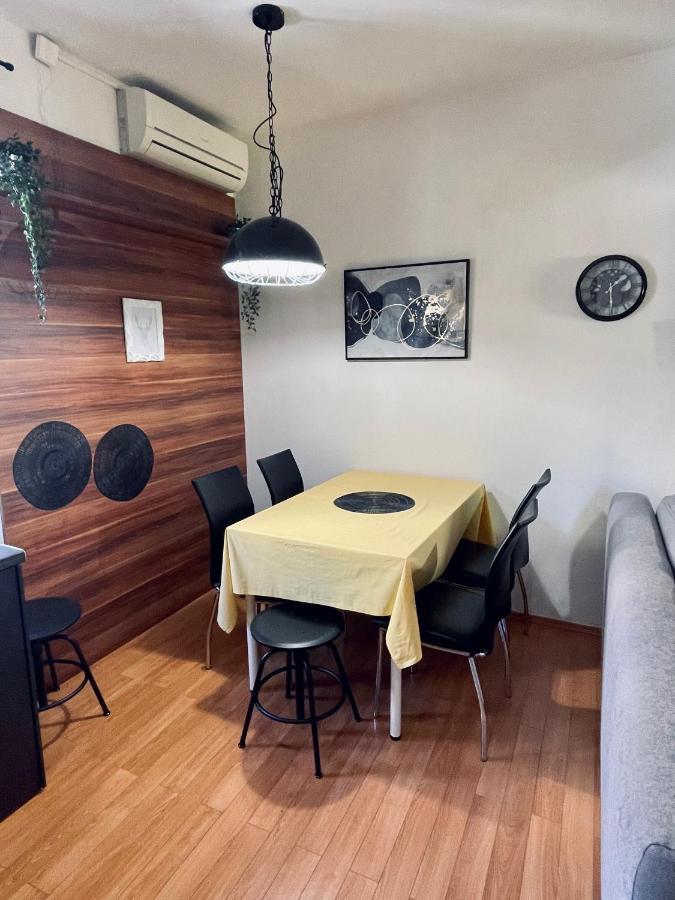Apartman Three Queens 里耶卡 外观 照片